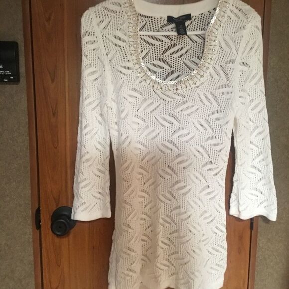 NWOT. White House/Black Market Brand Woman’s. Size MP 3/4 Sleeve Sweater w/Trim - Picture 1 of 10